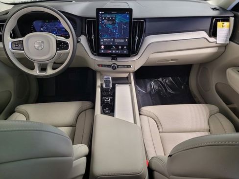 New 2026 Volvo XC60 B5 Ultra w/ Protection Package Premier image 12