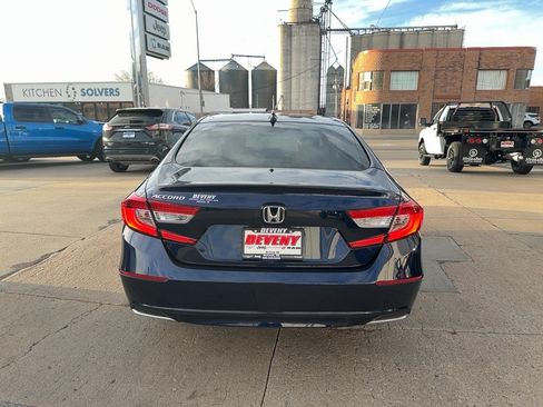 Used 2019 Honda Accord LX image 7