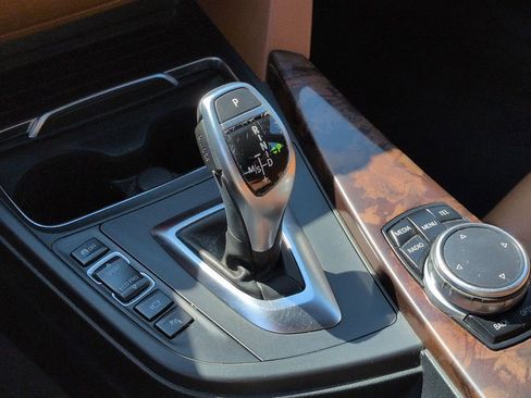 Used 2016 BMW 328i xDrive Wagon image 21