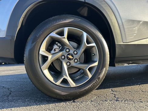 New 2026 Chevrolet Trax LT w/ Driver Confidence Package image 19