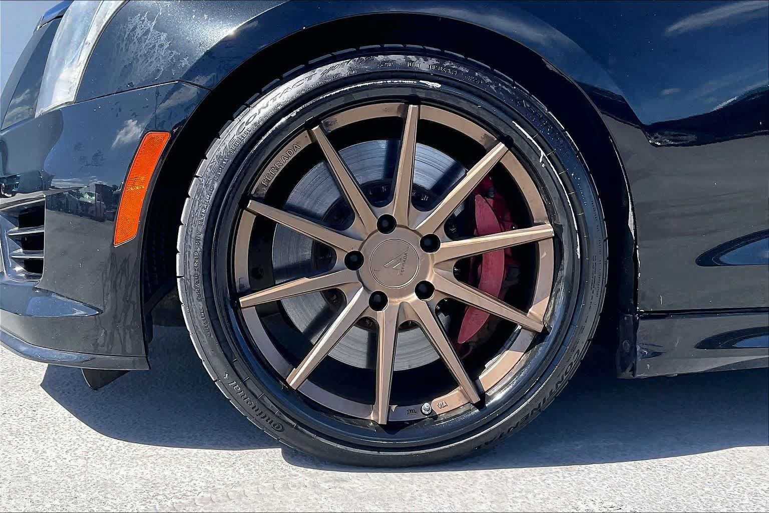 Used 2017 Cadillac ATS V w/ Luxury Package RWD image 8
