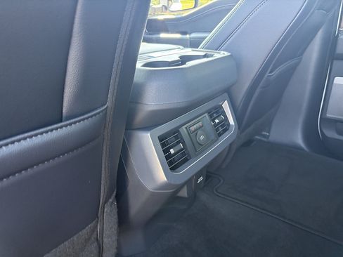 New 2026 Ford F250 Lariat w/ Chrome Package AWD/4WD image 17