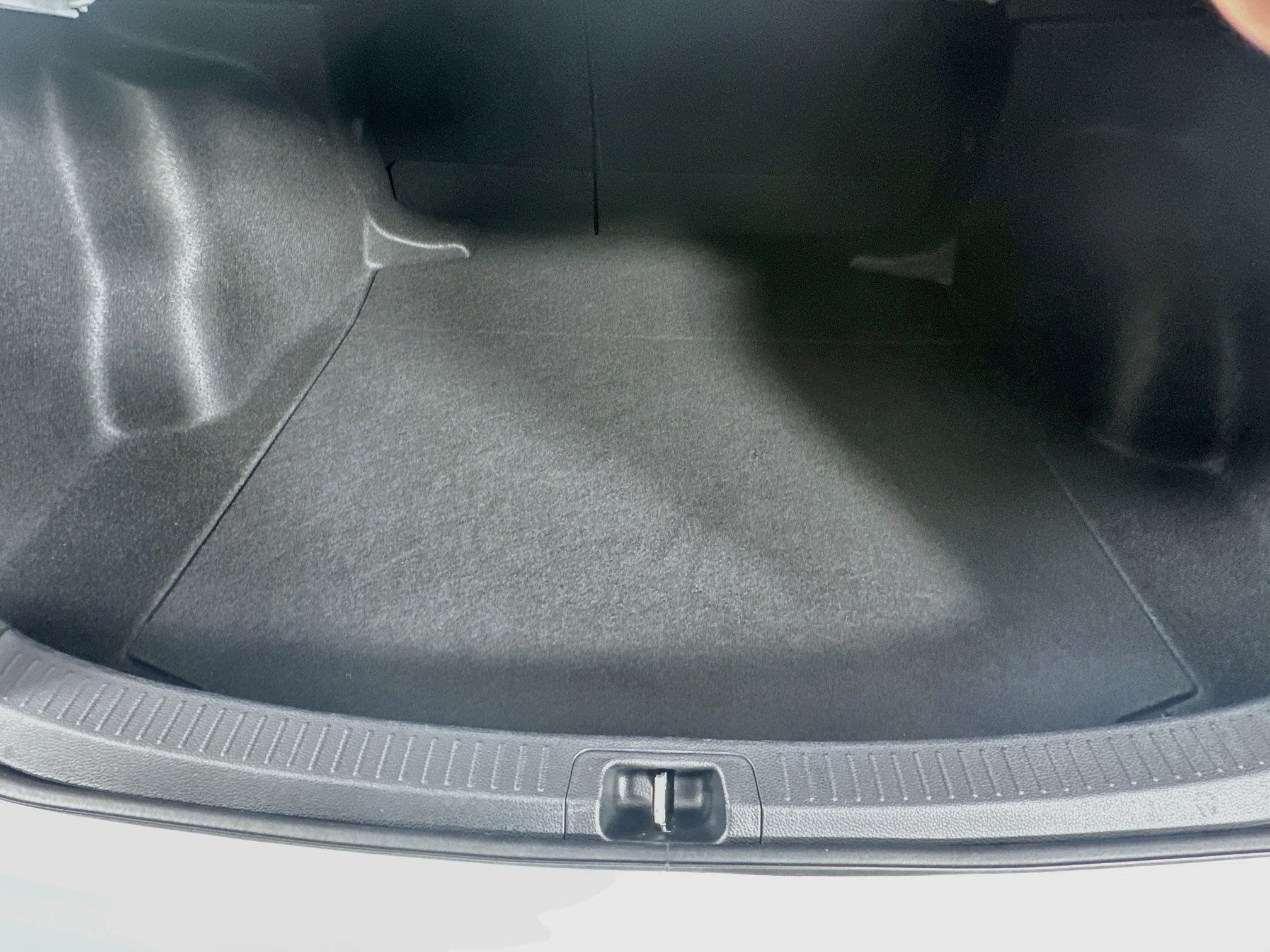 Used 2025 Toyota Corolla LE FWD image 26