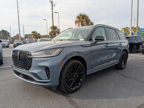 New 2026 Lincoln Aviator Reserve w/ Luxury Package image 8