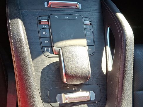 Used 2025 Mercedes-Benz GLS 450 4MATIC image 25
