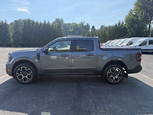 Certified 2025 Ford Maverick Lariat AWD/4WD image 3