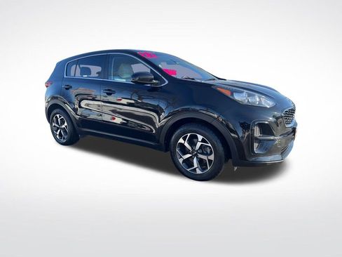 Certified 2022 Kia Sportage LX image 3