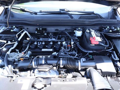 Used 2020 Honda Accord Sport image 9