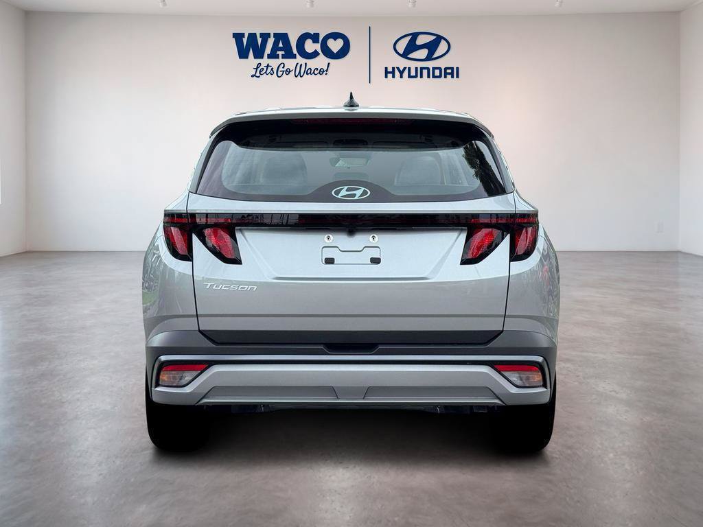 New 2026 Hyundai Tucson SE w/ Tow & Go Package FWD image 6