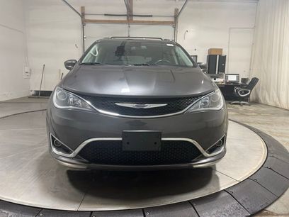 Used 2018 Chrysler Pacifica Touring-L