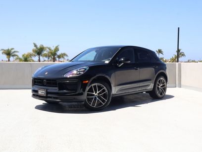 Certified 2025 Porsche Macan w/ Premium Package Plus
