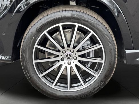 New 2026 Mercedes-Benz GLS 450 4MATIC image 4