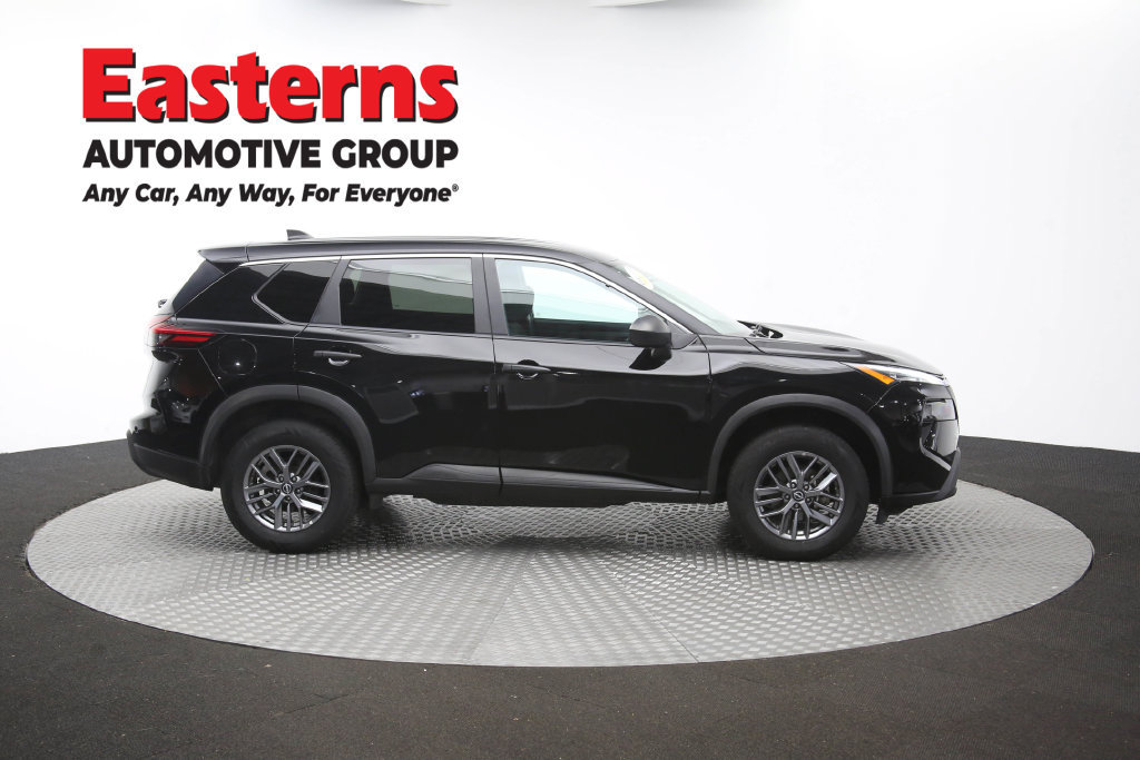 Used 2024 Nissan Rogue S AWD/4WD image 47