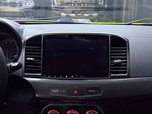 Used 2010 Mitsubishi Lancer Evolution SE image 21