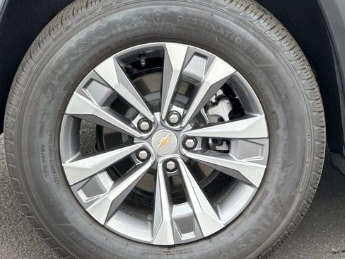 Used 2026 Chevrolet Equinox LT w/ Convenience Package II image 43