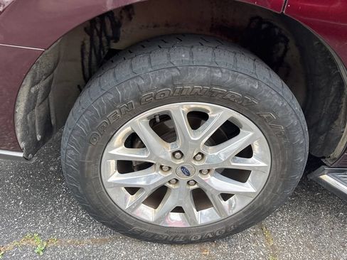 Used 2021 Ford Expedition XLT AWD/4WD image 19