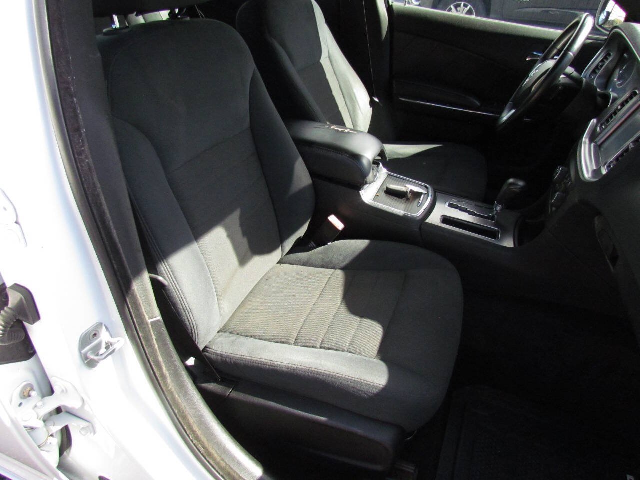Used 2011 Dodge Charger R/T RWD image 18