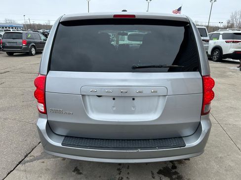 Used 2015 Dodge Grand Caravan SE image 6