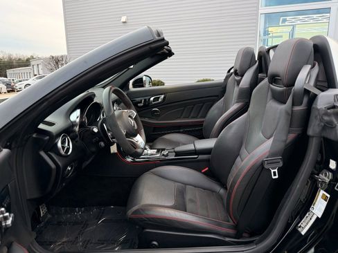 Used 2019 Mercedes-Benz SLC 43 AMG image 22