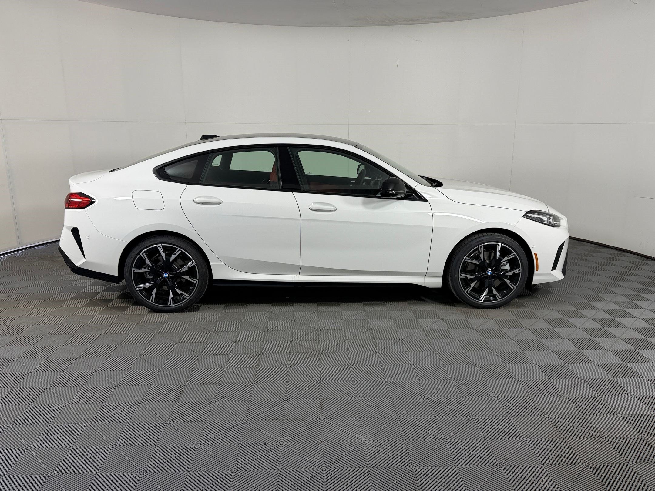 Used 2026 BMW 228i w/ Technology Package FWD image 8
