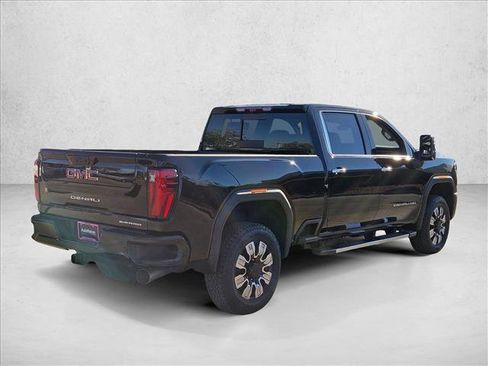 New 2026 GMC Sierra 2500 Denali w/ Denali Reserve Package AWD/4WD image 2