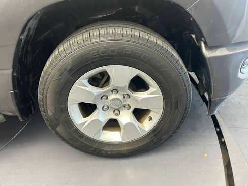 Used 2021 RAM 1500 Big Horn AWD/4WD image 38