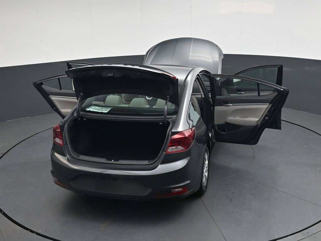 Used 2020 Hyundai Elantra SE FWD image 47