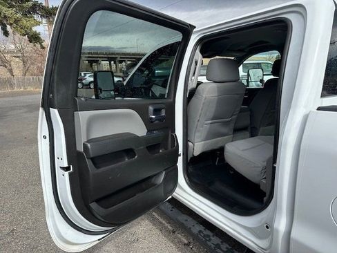 Used 2018 Chevrolet Silverado 3500 W/T image 8