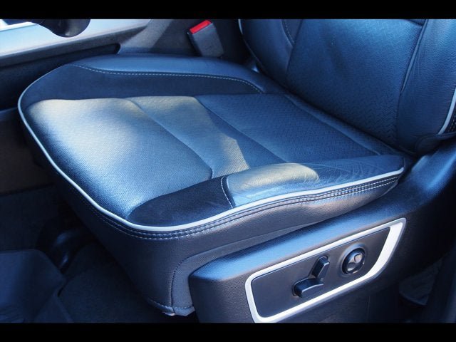 Used 2020 RAM 1500 Laramie w/ Sport Appearance Package AWD/4WD image 17
