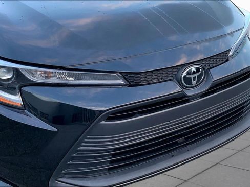 Used 2024 Toyota Corolla LE FWD image 27