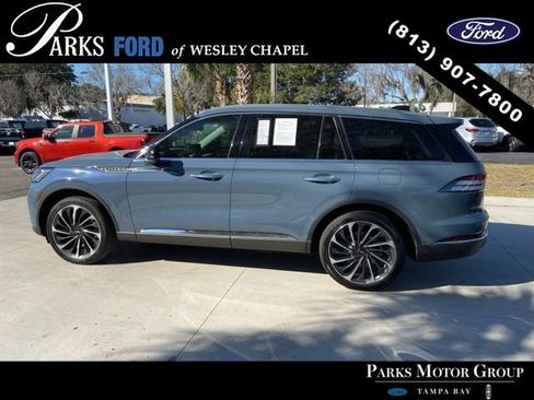 Used 2025 Lincoln Aviator Reserve image 7