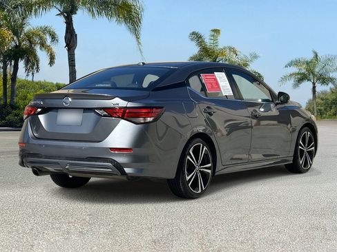 Certified 2022 Nissan Sentra SR w/ SR Premium Package image 5