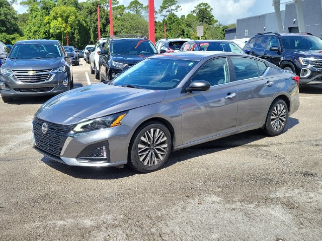 Certified 2024 Nissan Altima 2.5 SV FWD image 5