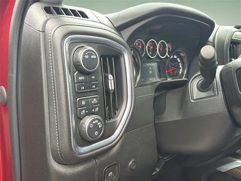 Used 2021 Chevrolet Silverado 1500 RST w/ All Star Edition Plus AWD/4WD image 29