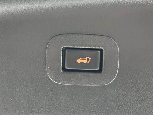 Used 2017 Nissan Armada SV w/ Driver Package AWD/4WD image 22