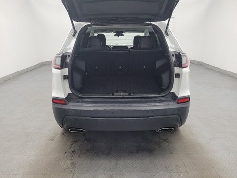 Used 2019 Jeep Cherokee Latitude Plus image 29