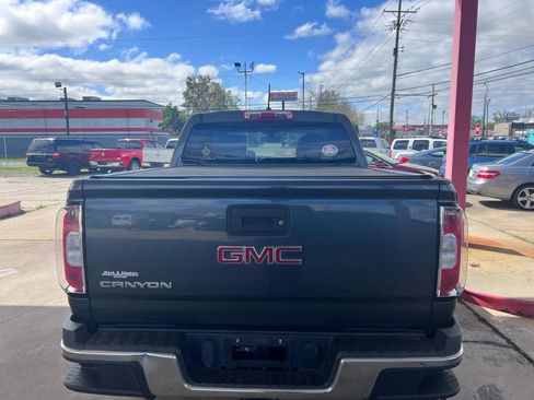 Used 2017 GMC Canyon 2WD Crew Cab w/ Convenience Package image 7