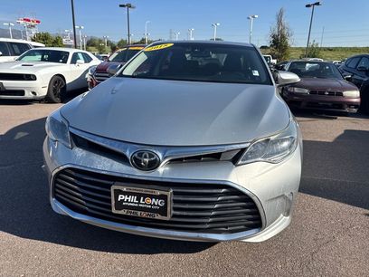 Used 2018 Toyota Avalon Limited w/ All Weather Liner Package