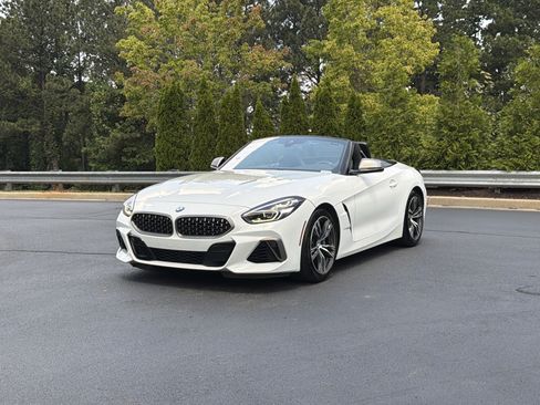 Used 2022 BMW Z4 M40i RWD image 11