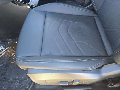 Used 2025 BMW X1 xDrive28i image 31