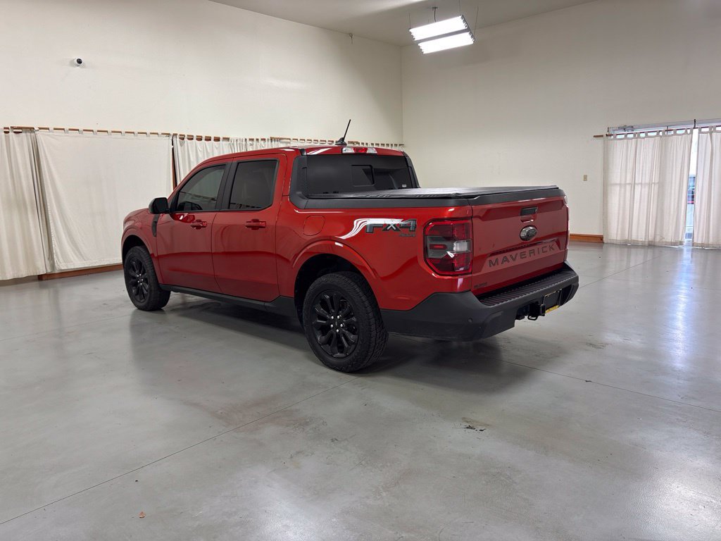 Used 2024 Ford Maverick Lariat w/ Black Appearance Package AWD/4WD image 6