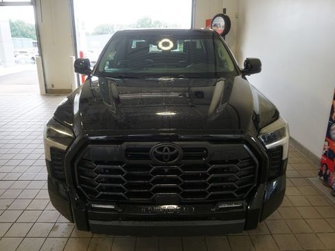 Used 2024 Toyota Tundra Limited w/ TRD Off-Road Package AWD/4WD image 15