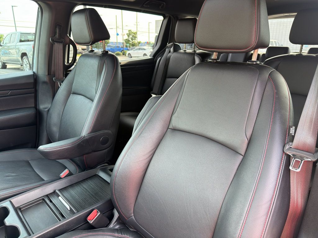 Used 2023 Honda Odyssey Sport image 22