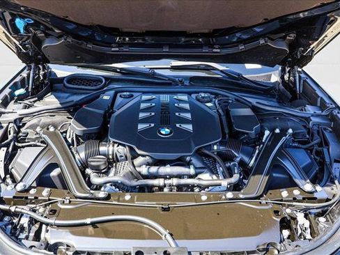 New 2025 BMW 760i xDrive image 27