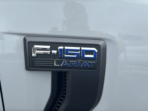 Used 2023 Ford F150 Lariat w/ Equipment Group 502A High AWD/4WD image 11
