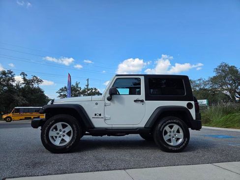 Used 2009 Jeep Wrangler X image 8