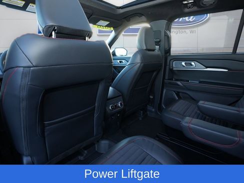 New 2026 Ford Explorer ST-Line w/ ST-Line Street Pack AWD/4WD image 16
