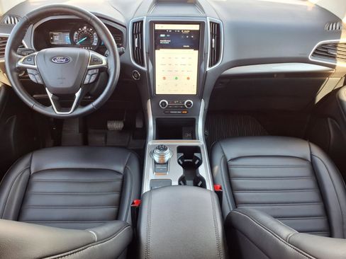 Used 2023 Ford Edge SEL w/ Convenience Package image 9