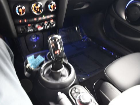 Used 2022 MINI Cooper S w/ Premium Package FWD image 31