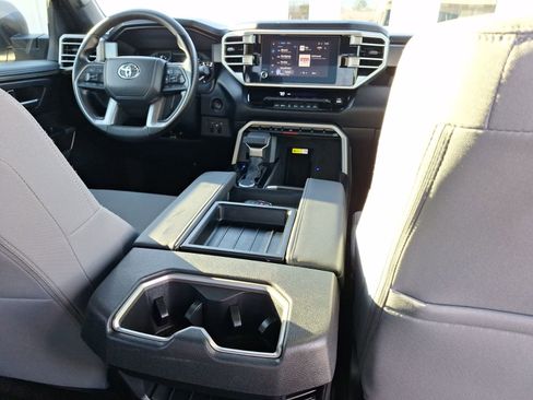 Used 2025 Toyota Tundra SR5 image 31